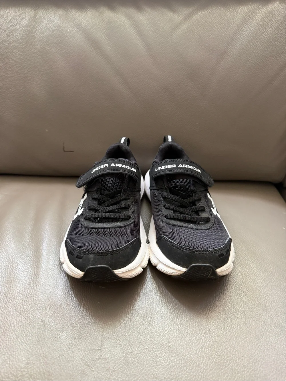 Under Armour Kids Black & White Hook-and-Loop Athletic Sneakers